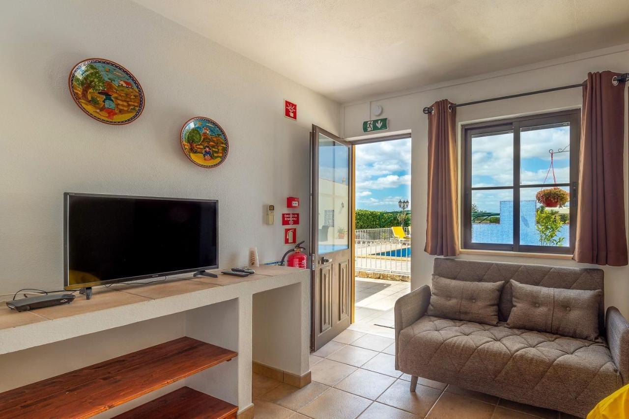 Casa Dos Ninos Bed and Breakfast São Bartolomeu de Messines Εξωτερικό φωτογραφία
