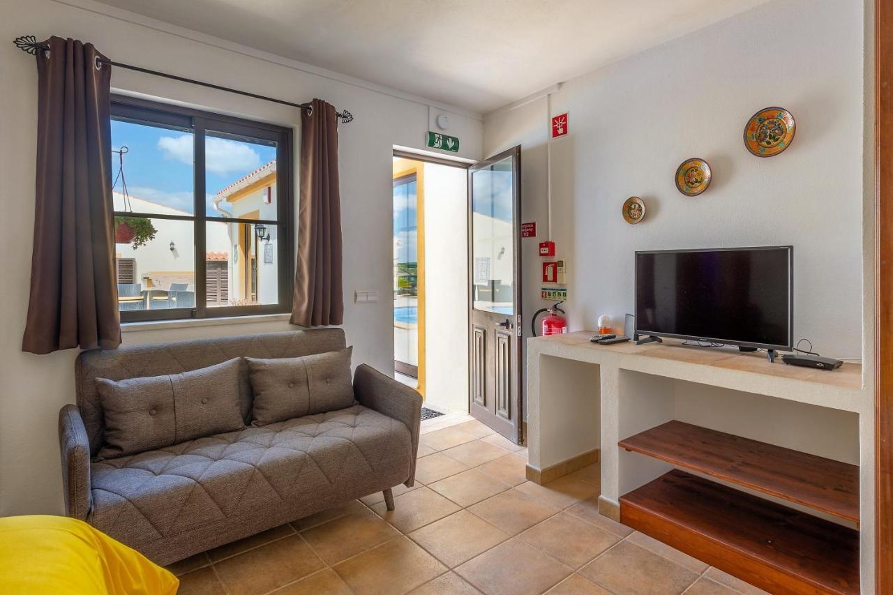 Casa Dos Ninos Bed and Breakfast São Bartolomeu de Messines Εξωτερικό φωτογραφία